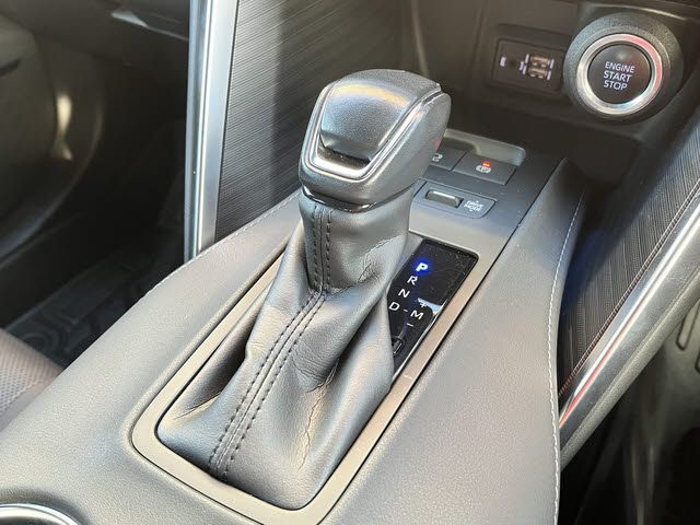 TOYOTA HARRIER 2WD 2021 Image 31