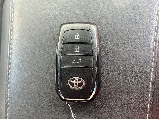 TOYOTA HARRIER 2WD 2021 Image 31