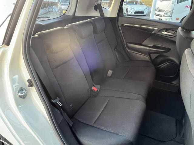 HONDA FIT HYBRID 2017 Image 31