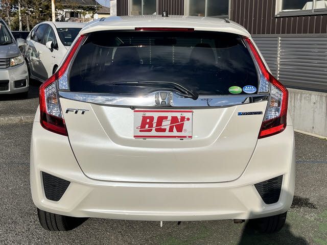 HONDA FIT HYBRID 2017 Image 31