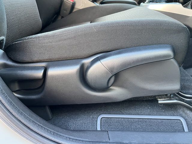 HONDA FIT HYBRID 2017 Image 31