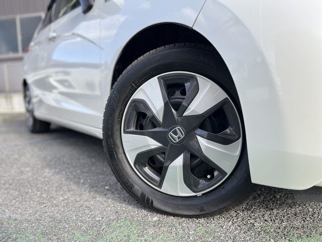 HONDA FIT HYBRID 2017 Image 31