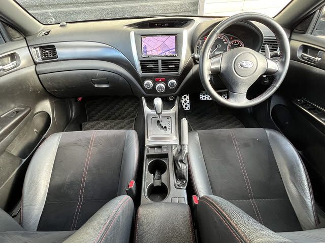 SUBARU IMPREZA 5DOOR 2011 Image 31