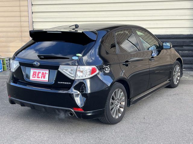 SUBARU IMPREZA 5DOOR 2011 Image 31