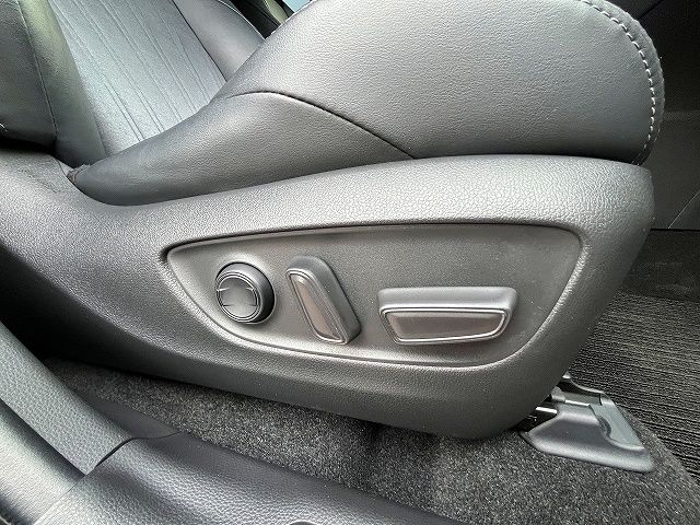 TOYOTA HARRIER 2WD 2020 Image 31