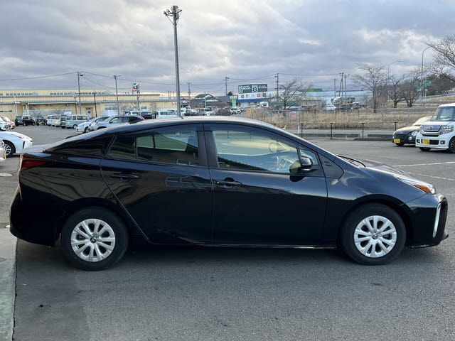 TOYOTA PRIUS 2021 Image 31