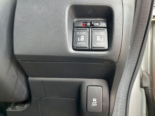 HONDA N BOX 4WD 2013 Image 31