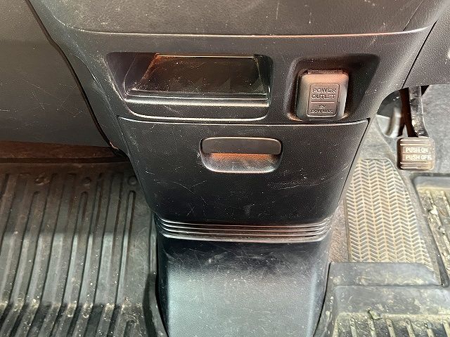 HONDA N BOX 4WD 2013 Image 31