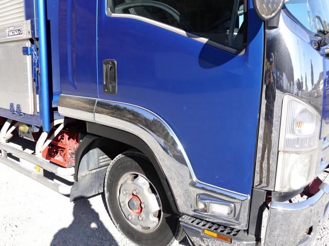 ISUZU FORWARD 2011 Image 31