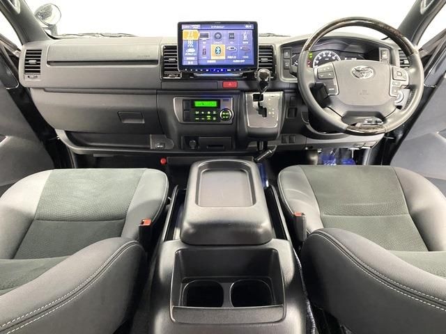 TOYOTA HIACE VAN 2WD 2024 Image 31