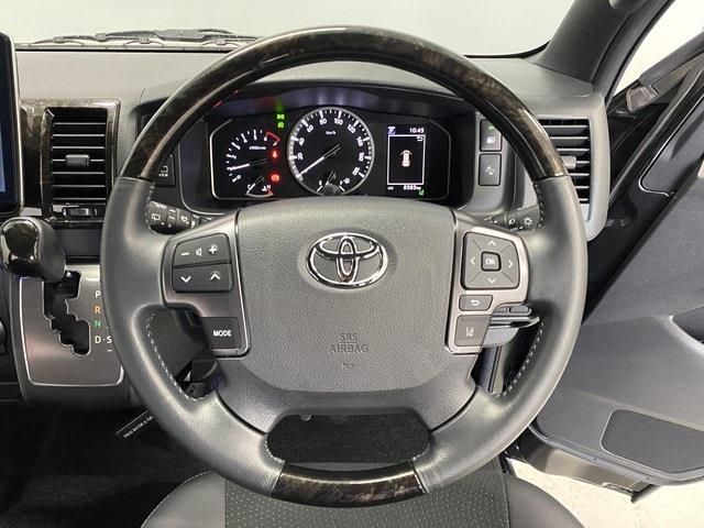 TOYOTA HIACE VAN 2WD 2024 Image 31