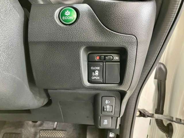 HONDA N BOX 4WD 2016 Image 31