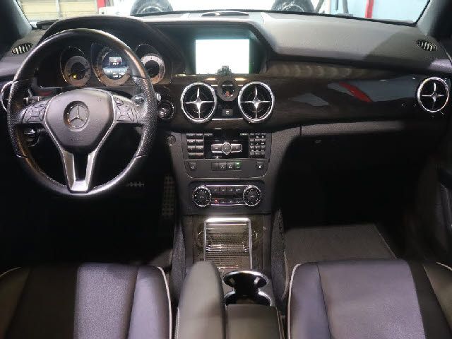 MERCEDES BENZ GLK CL 2015 Image 31