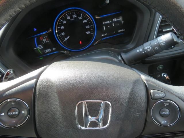 HONDA VEZEL HYBRID 2015 Image 31