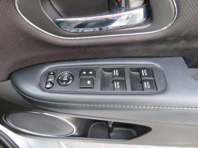 HONDA VEZEL HYBRID 2015 Image 31