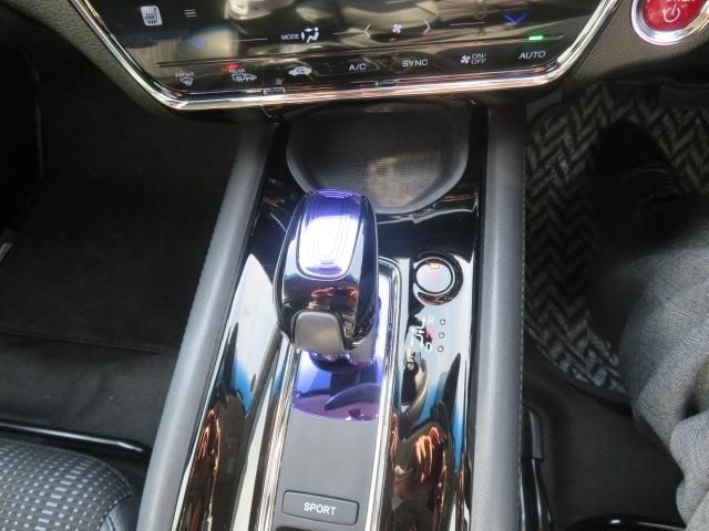 HONDA VEZEL HYBRID 2015 Image 31