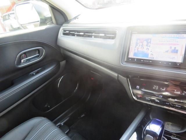 HONDA VEZEL HYBRID 2015 Image 31