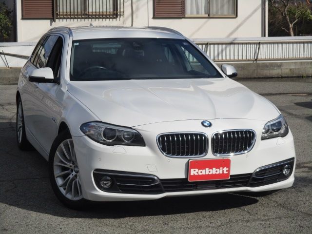 BMW 5SERIES TOURING 2014 Image 31