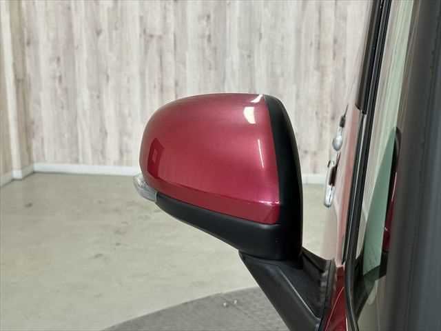 TOYOTA TANK 2018 Image 31