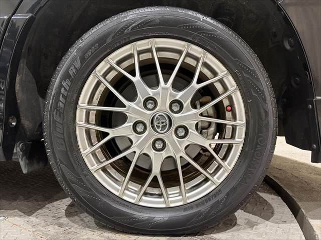 TOYOTA VOXY HYBRID 2017 Image 31