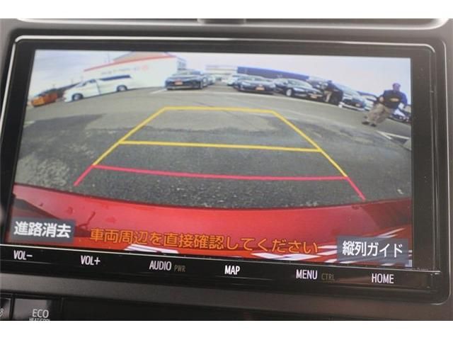 TOYOTA PRIUS PHV 2019 Image 31