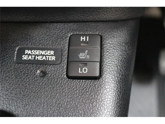 TOYOTA PRIUS PHV 2019 Image 31