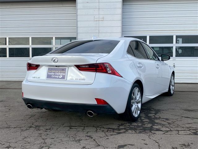TOYOTA LEXUS IS250 4WD 2016 Image 31