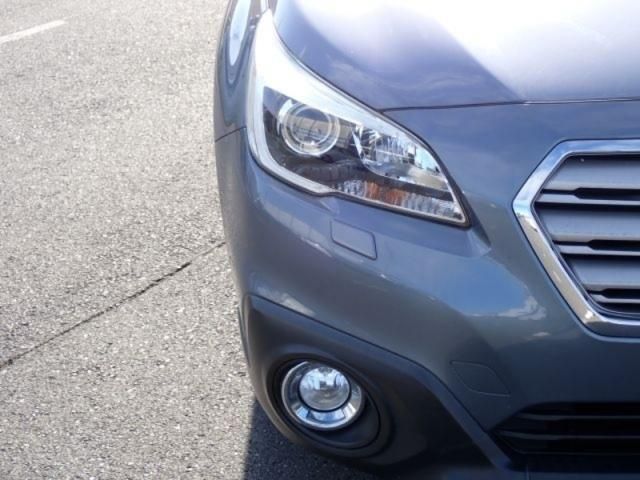 SUBARU LEGACY OUTBACK 2017 Image 31