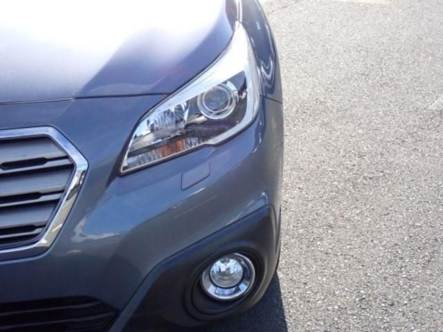 SUBARU LEGACY OUTBACK 2017 Image 31