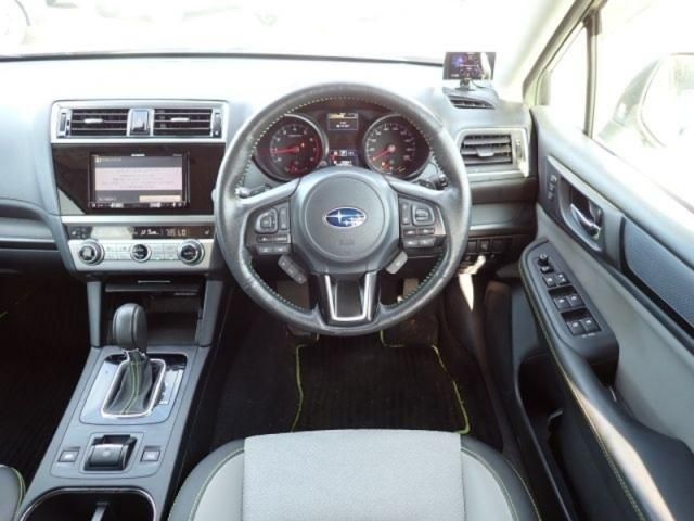 SUBARU LEGACY OUTBACK 2017 Image 31