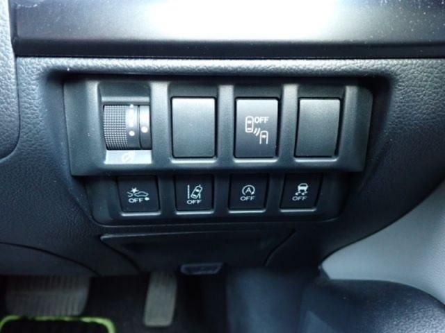 SUBARU LEGACY OUTBACK 2017 Image 31