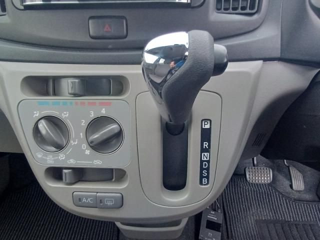 DAIHATSU MIRA E:S 2016 Image 31