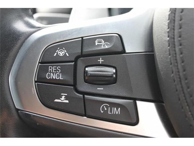 BMW 5SERIES TOURING 2017 Image 31