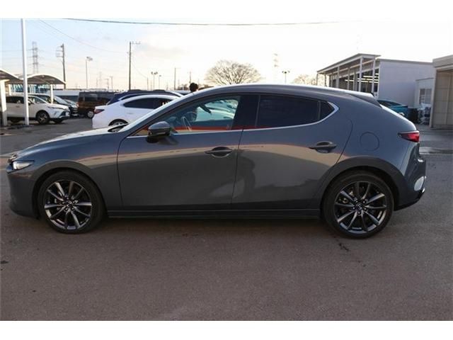 MAZDA 3 FASTBACK 2019 Image 31