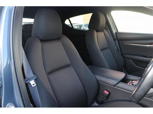 MAZDA 3 FASTBACK 2019 Image 31