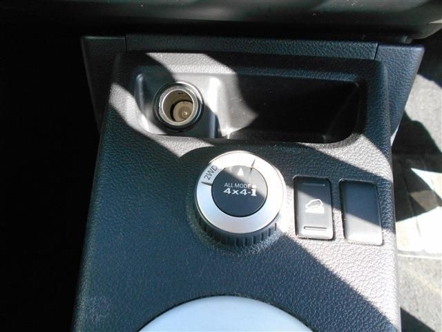 NISSAN X-TRAIL 4WD 2012 Image 31