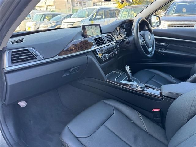 BMW 3SERIES SEDAN 2018 Image 31