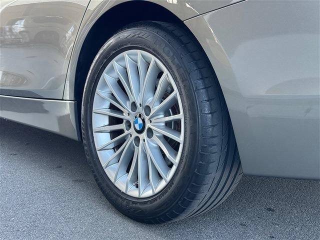 BMW 3SERIES SEDAN 2018 Image 31