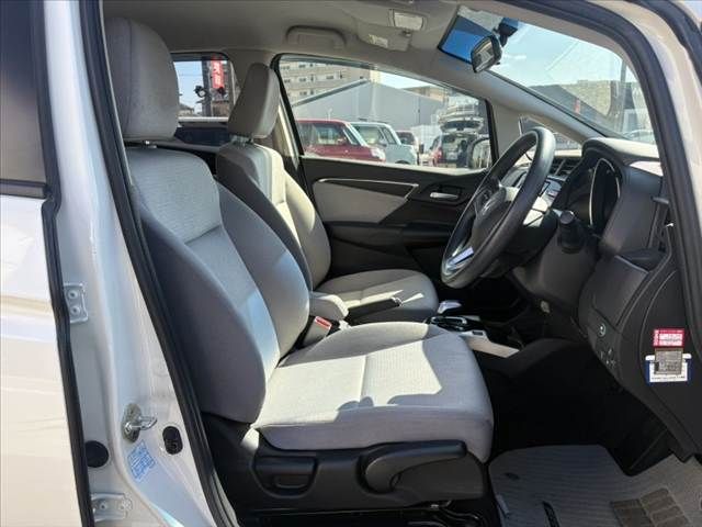 HONDA FIT HYBRID 2015 Image 31