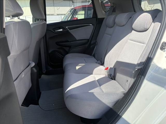 HONDA FIT HYBRID 2015 Image 31