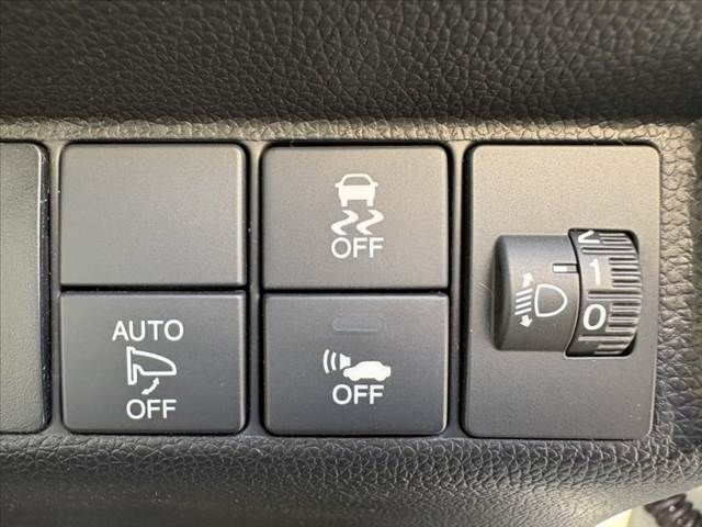 HONDA FIT HYBRID 2015 Image 31