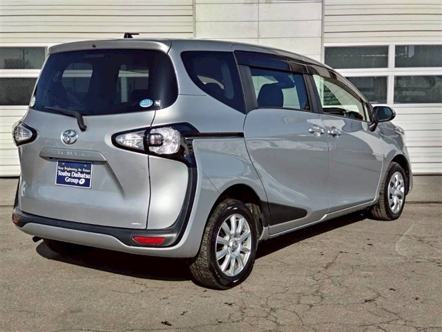 TOYOTA SIENTA 4WD 2015 Image 31
