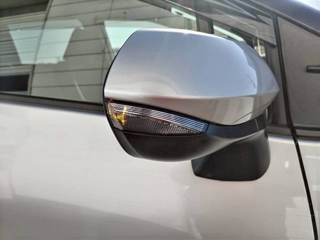 TOYOTA SIENTA 4WD 2015 Image 31