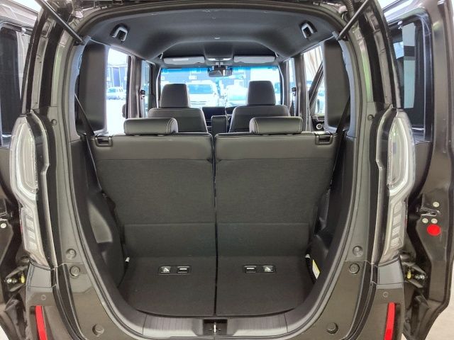 HONDA N BOX CUSTOM 2021 Image 31