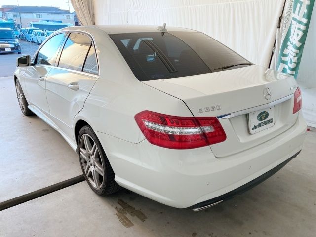 MERCEDES BENZ E CLAS 2010 Image 31