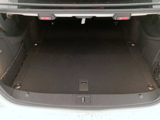 MERCEDES BENZ E CLAS 2010 Image 31