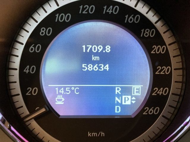 MERCEDES BENZ E CLAS 2010 Image 31