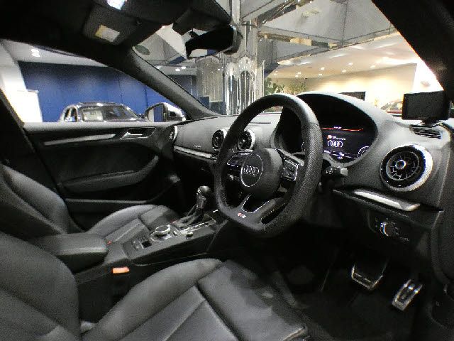 AUDI S3 SPORTBACK 2021 Image 31