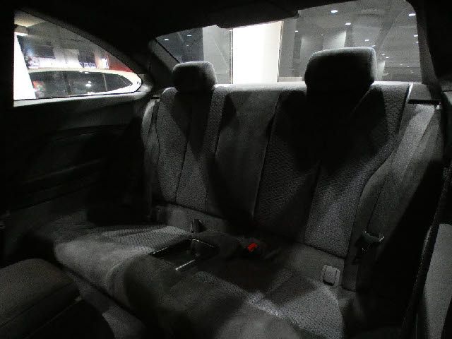 BMW 2SERIES COUPE 2016 Image 31