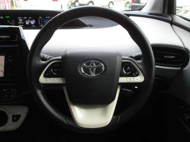 TOYOTA PRIUS 2016 Image 31